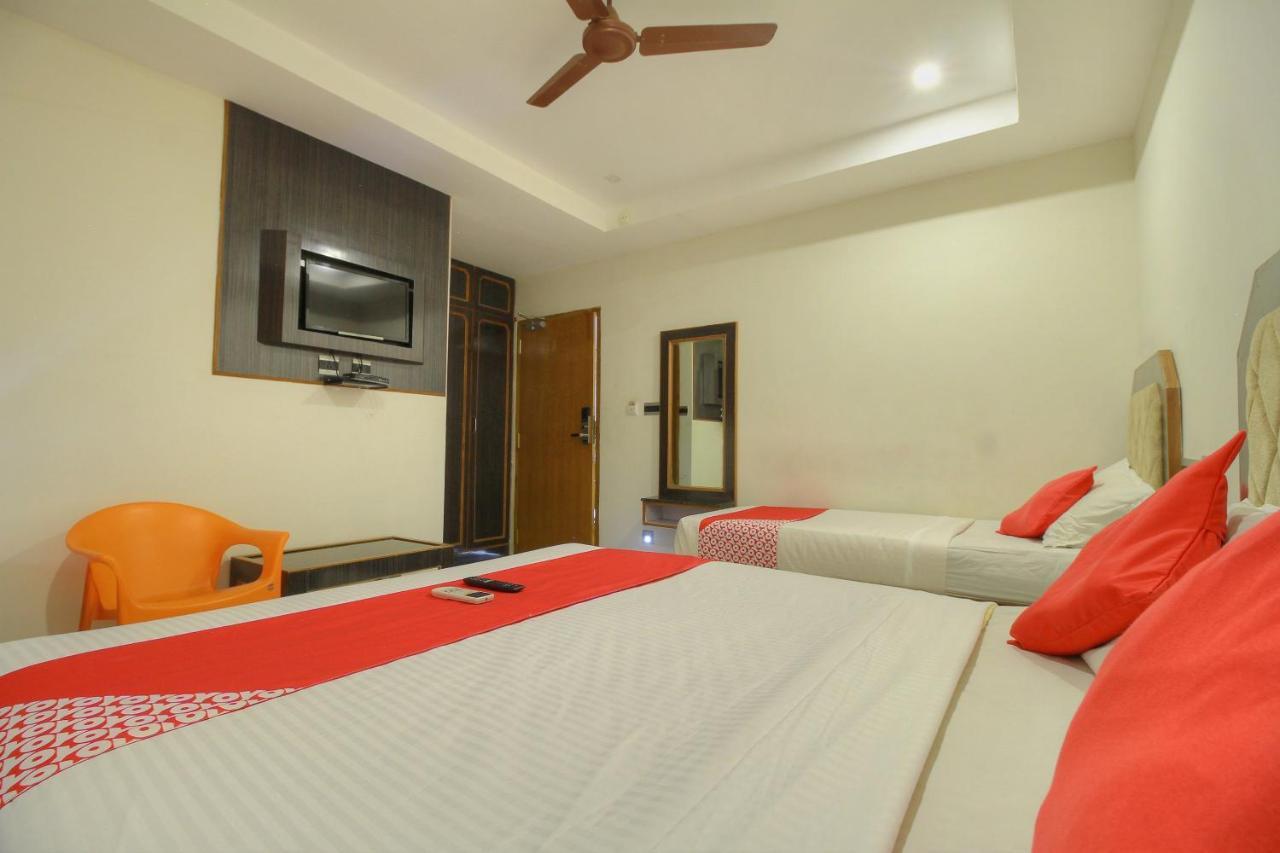 Oyo 15948 Hotel Srees Tiruchirappalli Exteriör bild