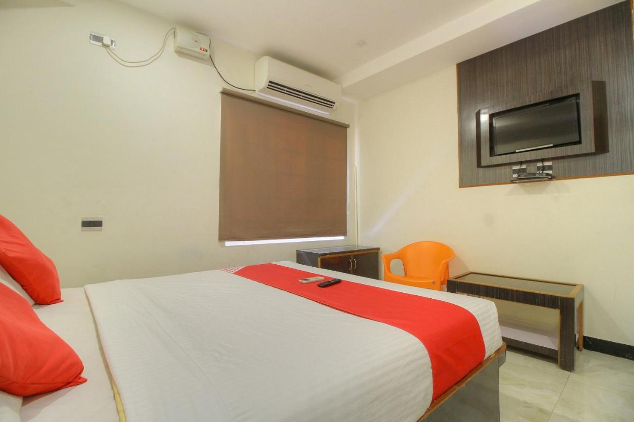 Oyo 15948 Hotel Srees Tiruchirappalli Exteriör bild